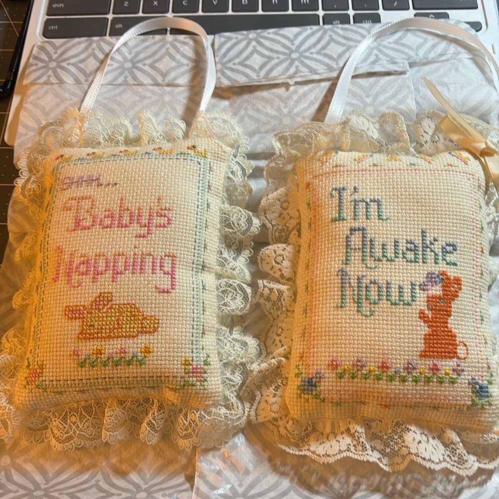 ⚜️ pair sweet door-hanger “shh…baby’s napping & I’m awake ” handmade